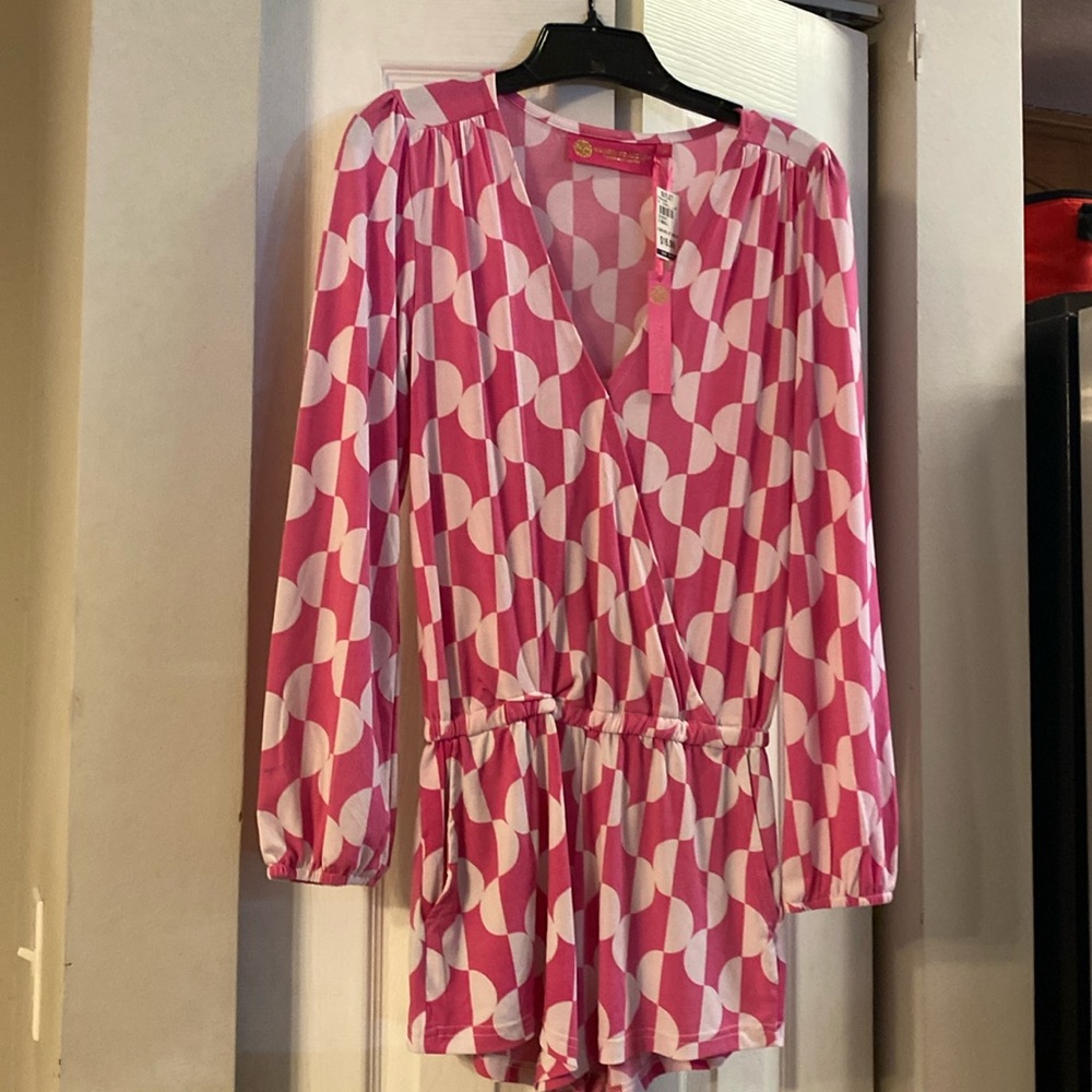 Romper, adorable for anytime, anywhere. Throw it on and you are good to go!!